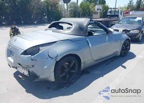 2006 Nissan 350Z Touring from USA, damaged, VIN JN1AZ36A06M452739